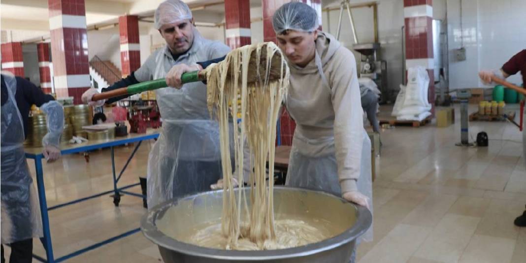 5 kuşaktır geleneksel üretim sürüyor: Ramazan’da taleple birlikte mesaileri de arttı 1